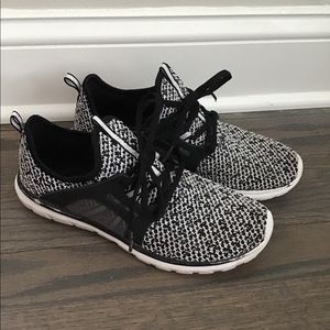 Champion Tennis Shoes